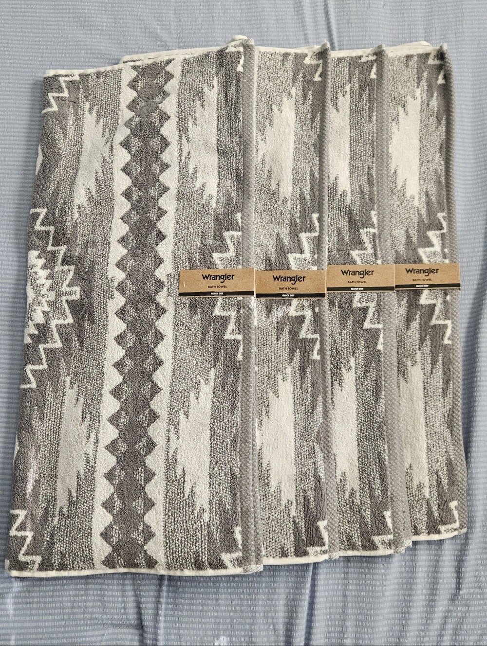 🤍 Wrangler Southwestern Reversible Bath Towels – NWT – Rustic Aztec - Set Of 4